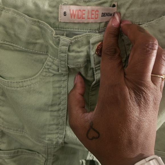 Trendy Kids' Mint Green Wide Leg Utility Jeans - Picture 6 of 13